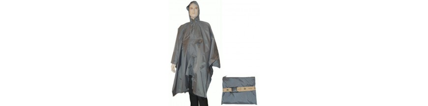 IMPERMEABLE CON MANGAS